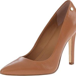 Calvin Klein Caramel Brady Pump (Size 7)